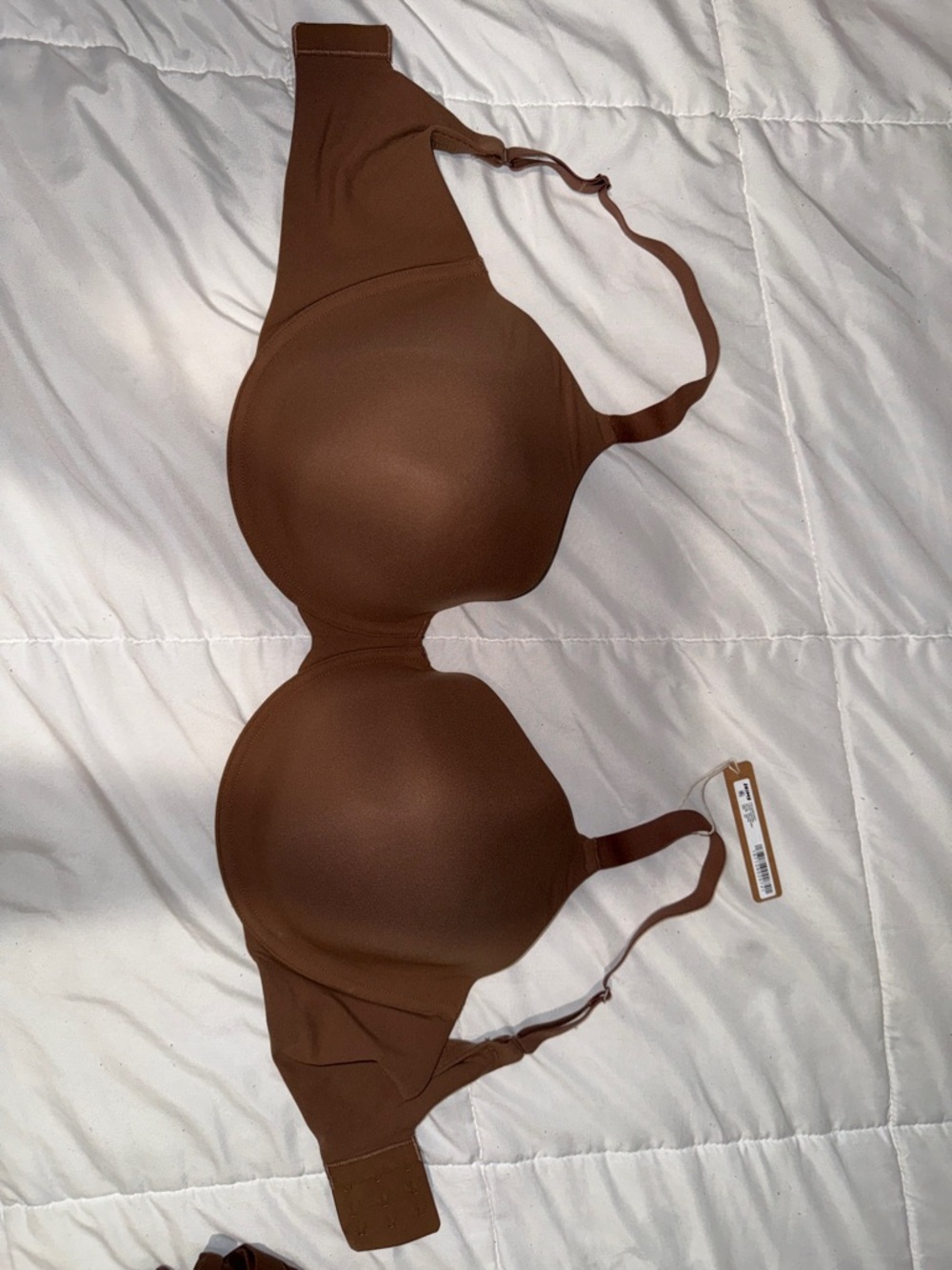 SKIMS Fits Everybody T-Shirt Demi Bra